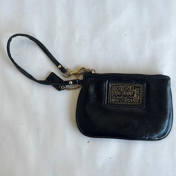 Coach Poppy Wristlet Wallet Black Patent Leather‎ - Picture 2 of 6